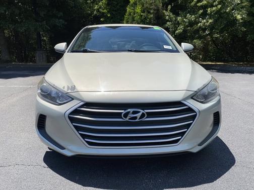 Mineral Beige 2017 Hyundai ELANTRA SE