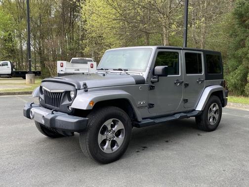 2016 Jeep Wrangler Unlimited Sahara
