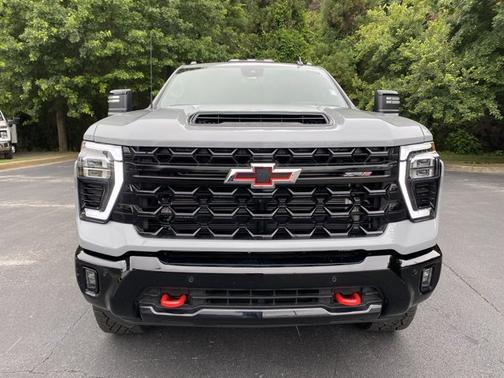 2025 Chevrolet Silverado 2500 ZR2
