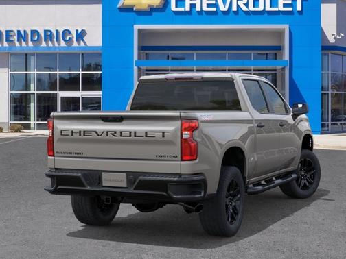 White Sands 2026 Chevrolet Silverado 1500 Custom Trail Boss
