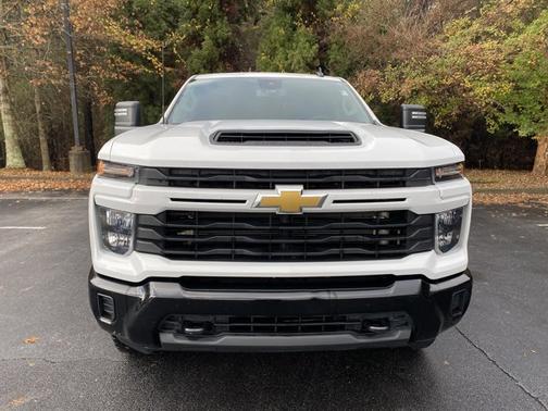 2024 Chevrolet Silverado 2500 Custom