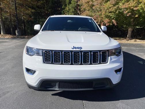 2020 Jeep Grand Cherokee Laredo E