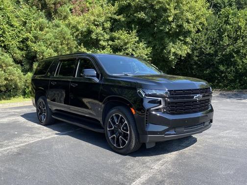 2023 Chevrolet Suburban RST