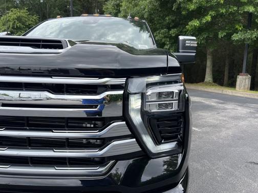 2025 Chevrolet Silverado 2500 High Country