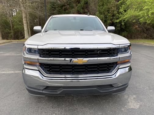 Iridescent Pearl Tricoat 2018 Chevrolet Silverado 1500 1LT