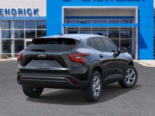 Mosaic Black Metallic 2026 Chevrolet Trax LS
