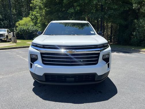 2025 Chevrolet Traverse FWD LT