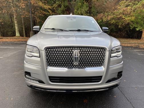 2022 Lincoln Navigator L Reserve