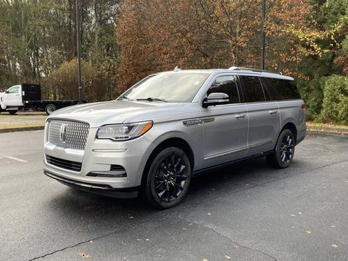 2022 Lincoln Navigator L Reserve
