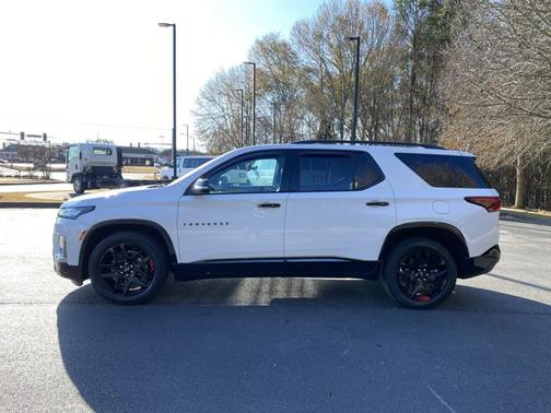 2022 Chevrolet Traverse Premier