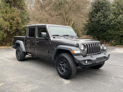 2022 Jeep Gladiator Sport