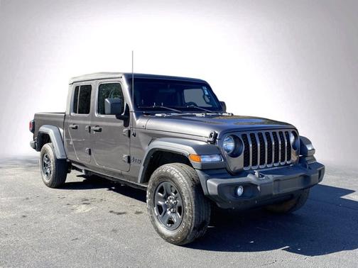 2022 Jeep Gladiator Sport