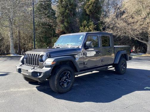 2022 Jeep Gladiator Sport