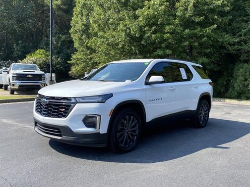2023 Chevrolet Traverse RS