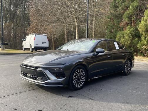 2024 Hyundai SONATA Hybrid Limited