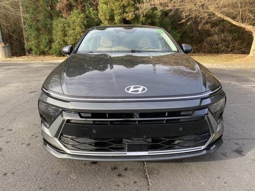 2024 Hyundai SONATA Hybrid Limited