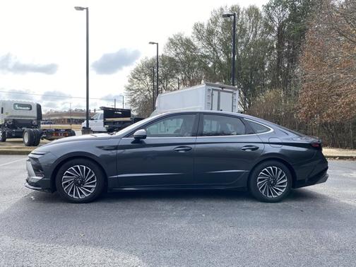 2024 Hyundai SONATA Hybrid Limited