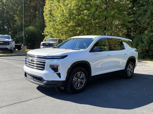 2025 Chevrolet Traverse FWD LT
