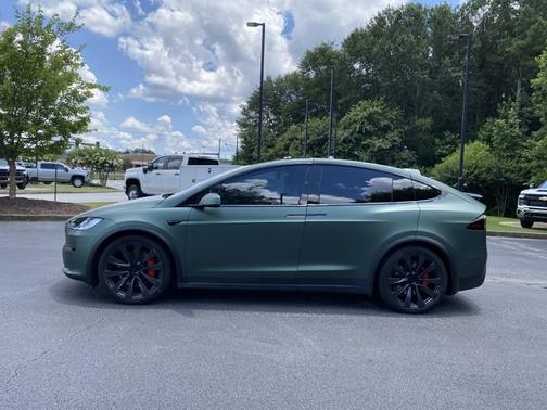 2024 Tesla Model X Plaid