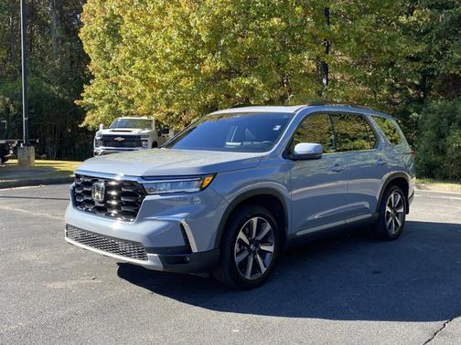 2024 Honda Pilot Touring
