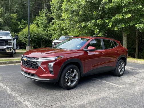 2024 Chevrolet Trax LT