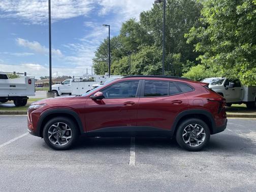 2024 Chevrolet Trax LT