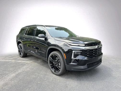 2025 Chevrolet Traverse FWD LT