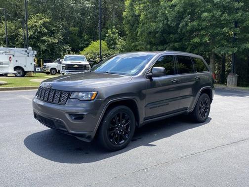 2019 Jeep Grand Cherokee Altitude