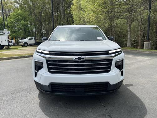 2025 Chevrolet Traverse FWD LT