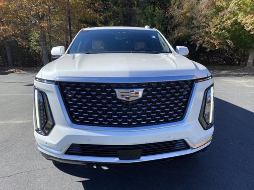 2025 Cadillac Escalade ESV 4WD Premium Luxury