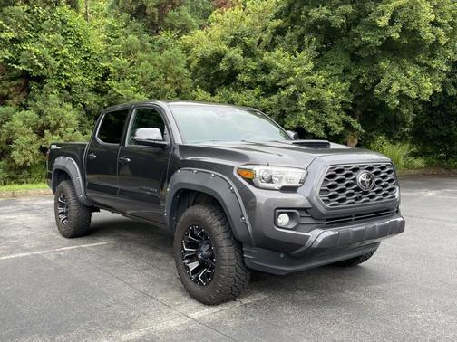 2020 Toyota Tacoma TRD Sport