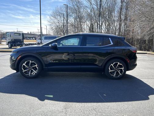 Black 2026 Chevrolet Equinox EV LT2 w/PDE