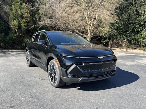 Black 2026 Chevrolet Equinox EV LT2 w/PDE