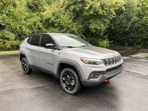 2023 Jeep Compass Trailhawk