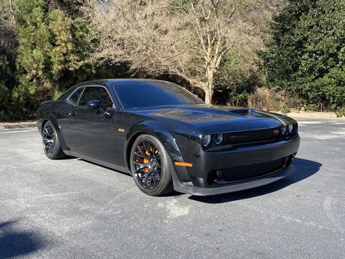 2022 Dodge Challenger R/T Scat Pack Widebody