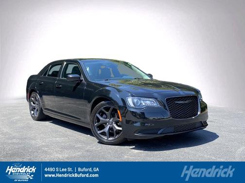 2020 Chrysler 300 Touring