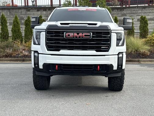 2024 GMC Sierra 2500 AT4