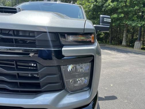 2025 Chevrolet Silverado 2500 Custom