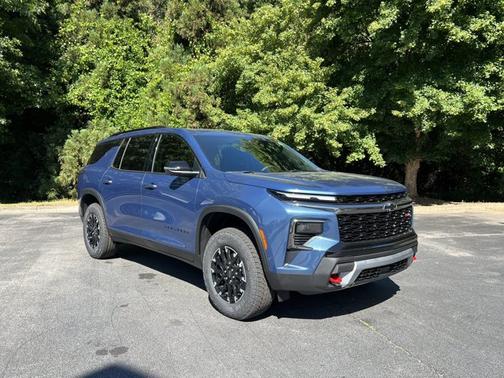 Lakeshore Blue Metallic 2026 Chevrolet Traverse AWD Z71