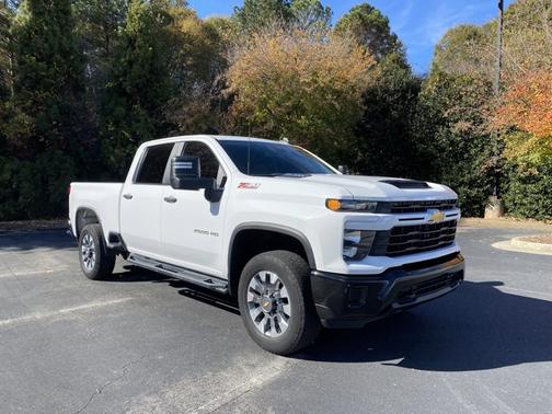 2024 Chevrolet Silverado 2500 Custom