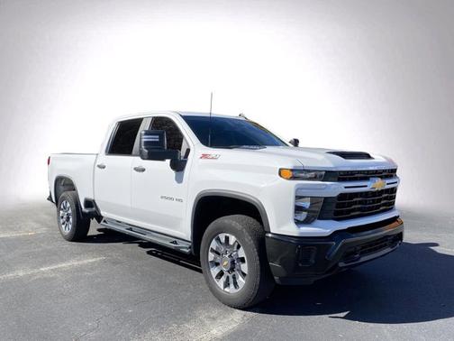 2024 Chevrolet Silverado 2500 Custom