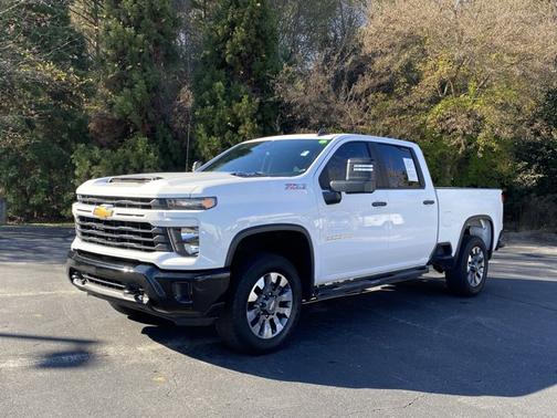2024 Chevrolet Silverado 2500 Custom