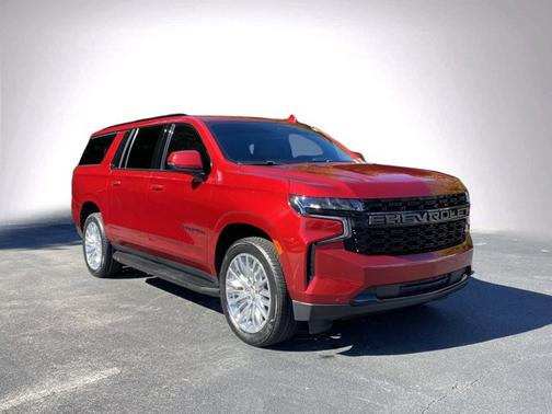 2023 Chevrolet Suburban RST