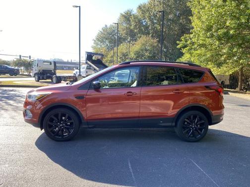2019 Ford Escape SE
