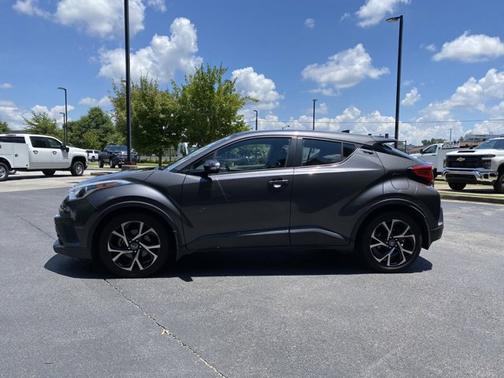 2018 Toyota C-HR XLE Premium