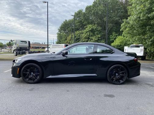 Black Sapphire Metallic 2025 BMW M2