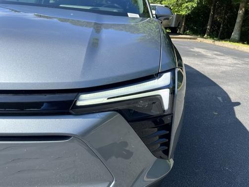 2025 Chevrolet Blazer EV AWD LT