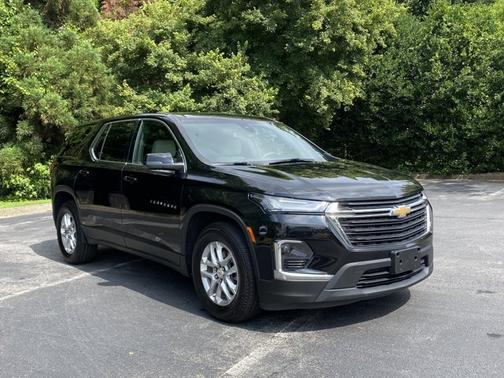 2022 Chevrolet Traverse LS