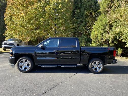 2018 Chevrolet Silverado 1500 2LT