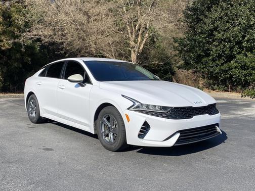 2022 Kia K5 LX